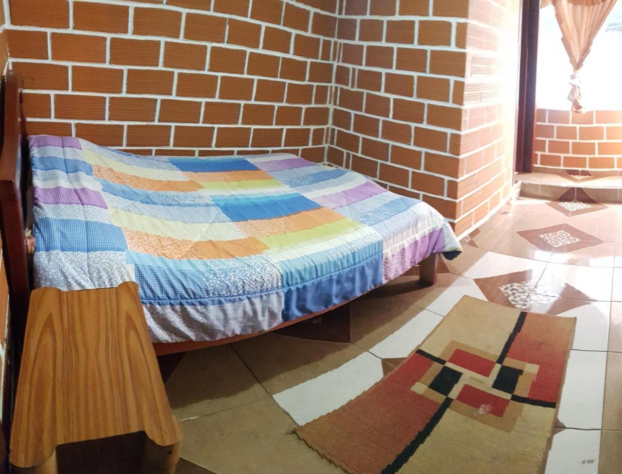 Hostel Sendero De Volcanes Latacunga Esterno foto